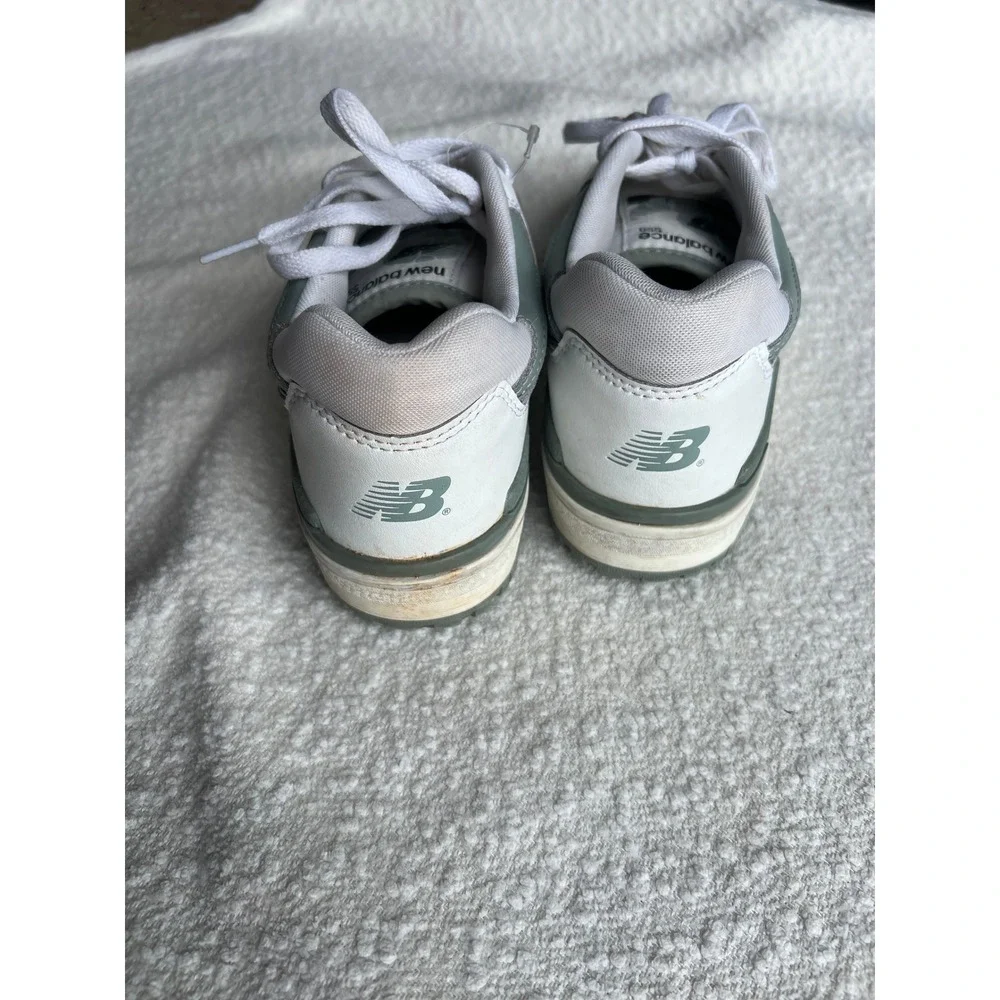 New Balance 550 Sea Salt Sage Green Leather Sneakers BBW550BG Womens 9.5